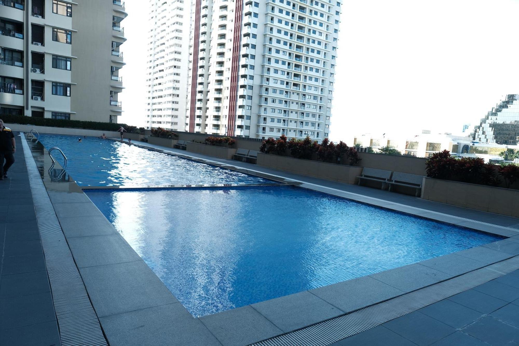 Golden Seagulls Hotel Paranaque City Exteriör bild
